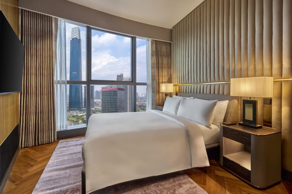 Deluxe 2-Bedroom